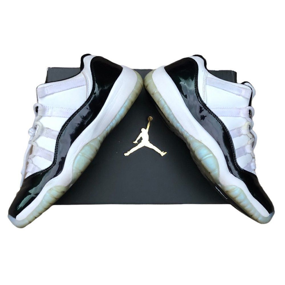 Rare 2017 air jordan 11 retro low iridescent 'Emerald' size 7 WITH BOX